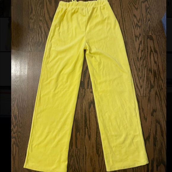 Dolls Kill Y2K Velour Yellow Tracksuit NWOT - Picture 8 of 9
